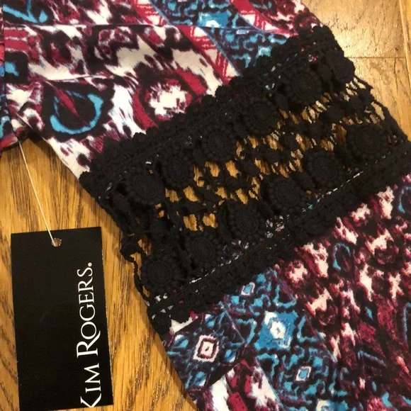 Kim Rogers 3/4 Sleeve Top. New - Picture 6 of 16